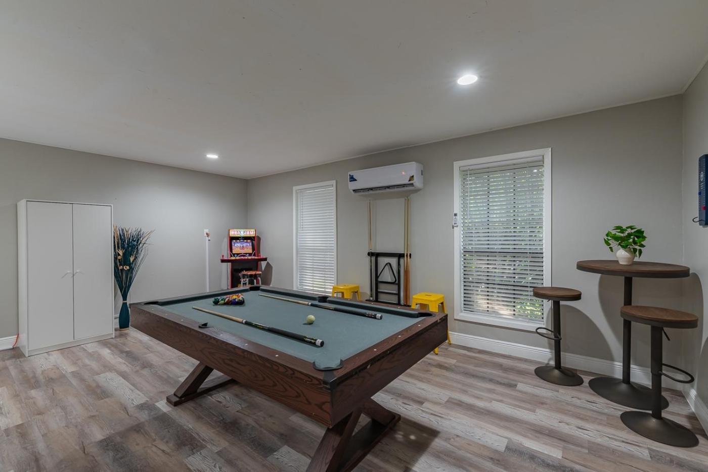 Fun 'N Sun Heated Pool & Gameroom By Fiesta Texas San Antonio Exteriör bild